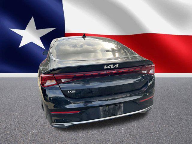 Photo of 2023 Ebony Black Kia K5
