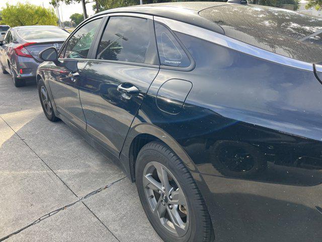 Photo of 2023 Ebony Black Kia K5
