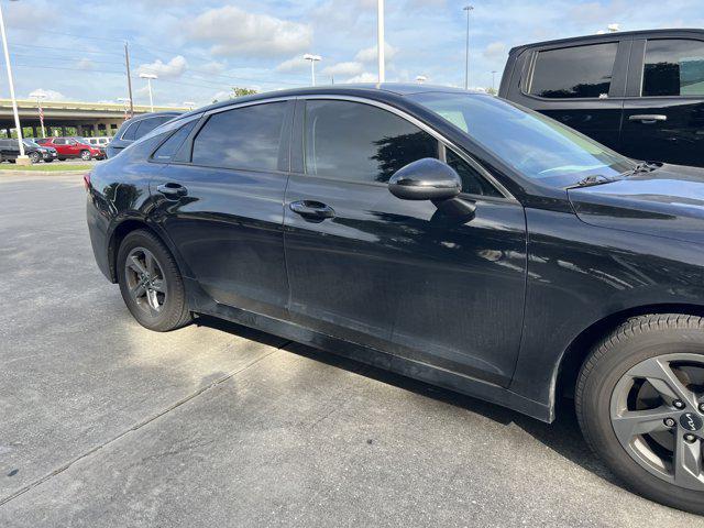 Photo of 2023 Ebony Black Kia K5