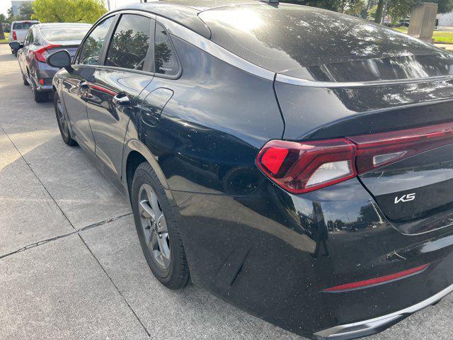 Photo of 2023 Ebony Black Kia K5