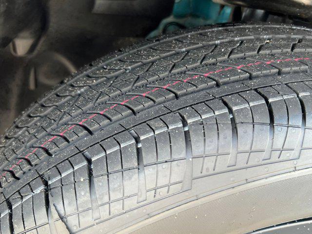 Photo of 2022 Bikini Metallic Clearcoat Jeep Renegade