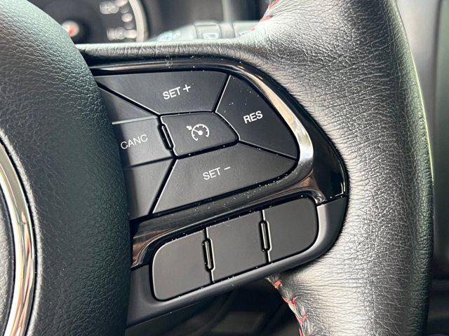 Photo of 2022 Bikini Metallic Clearcoat Jeep Renegade