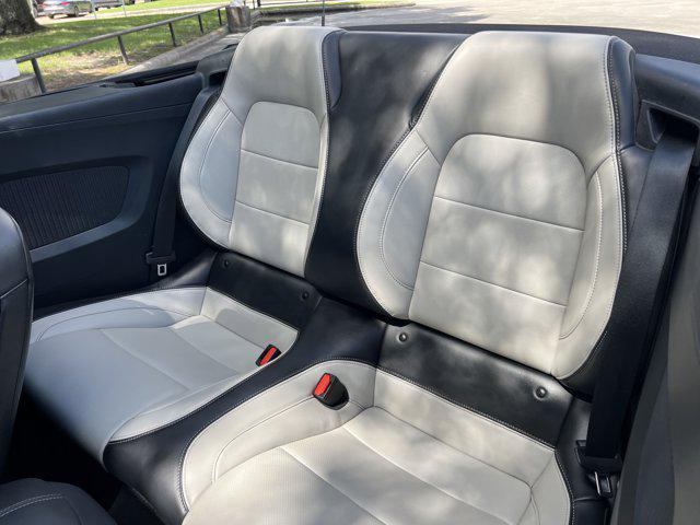 Photo of 2024 Oxford White Ford Mustang