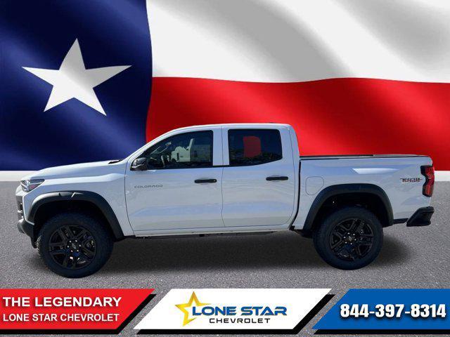 Photo of 2025 Summit White Chevrolet Colorado