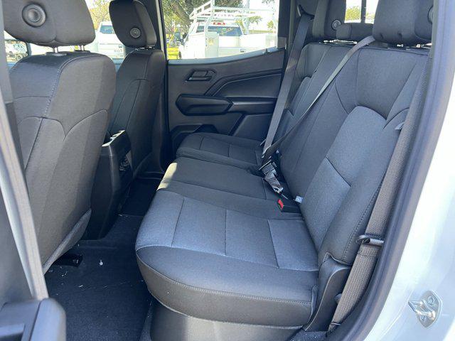 Photo of 2025 Summit White Chevrolet Colorado