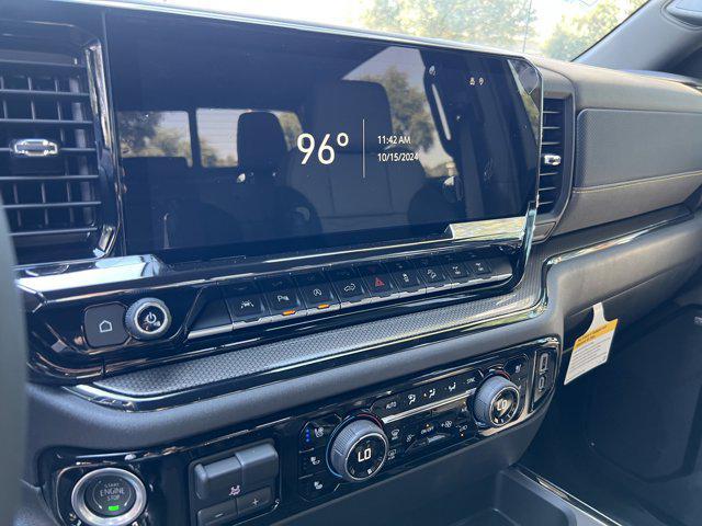 Photo of 2025 Summit White Chevrolet Silverado 1500
