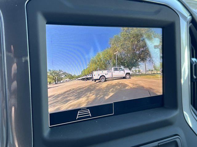 Photo of 2025 Summit White Chevrolet Silverado 3500