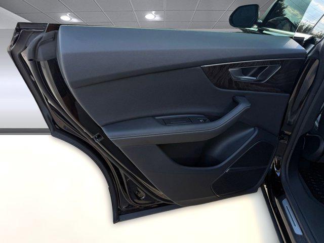 Photo of 2023 Mythos Black Metallic Audi Q8