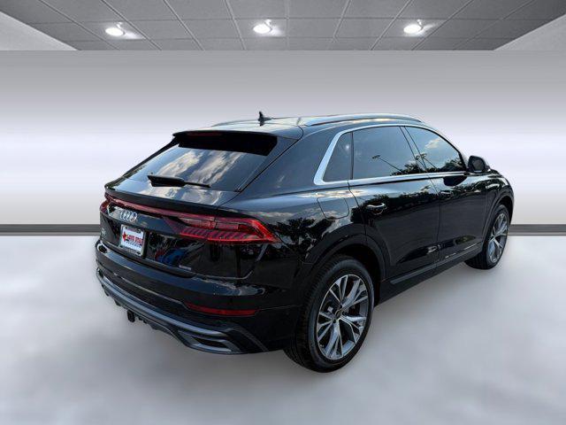 Photo of 2023 Mythos Black Metallic Audi Q8
