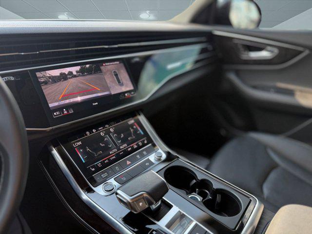 Photo of 2023 Mythos Black Metallic Audi Q8