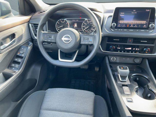 Photo of 2023 Gun Metallic Nissan Rogue