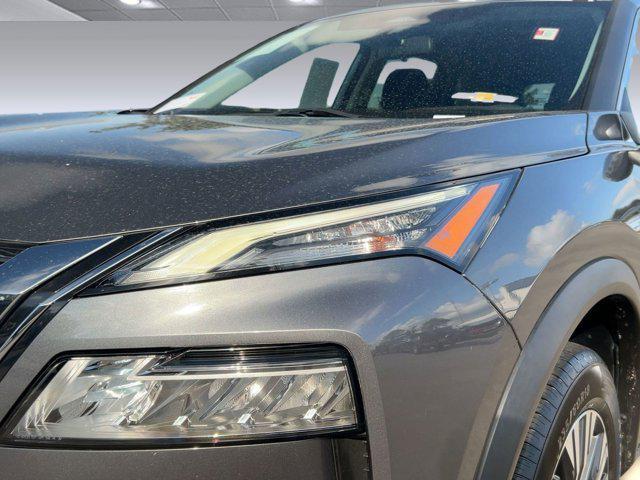 Photo of 2023 Gun Metallic Nissan Rogue