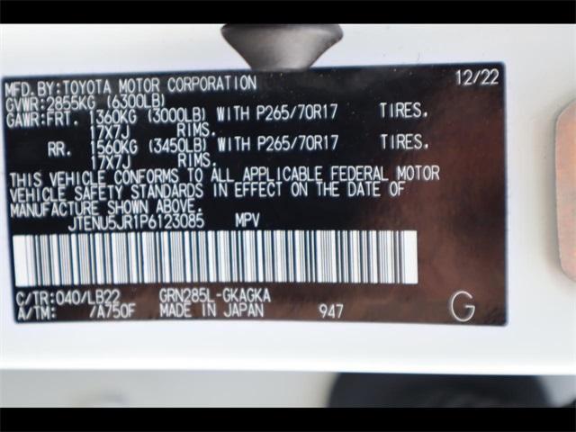 Photo of 2023 White Toyota 4Runner
