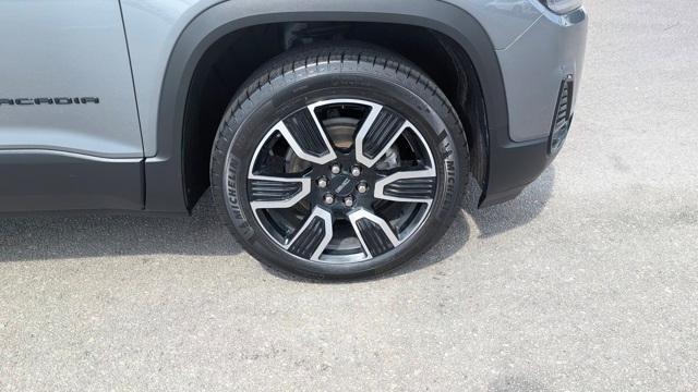 Photo of 2021 Satin Steel Metallic GMC Acadia