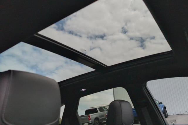 Photo of 2022 Titanium Cadillac XT5