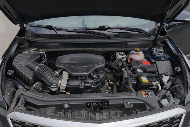 Photo of 2022 Titanium Cadillac XT5