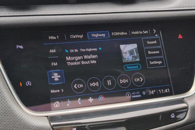 Photo of 2022 Titanium Cadillac XT5