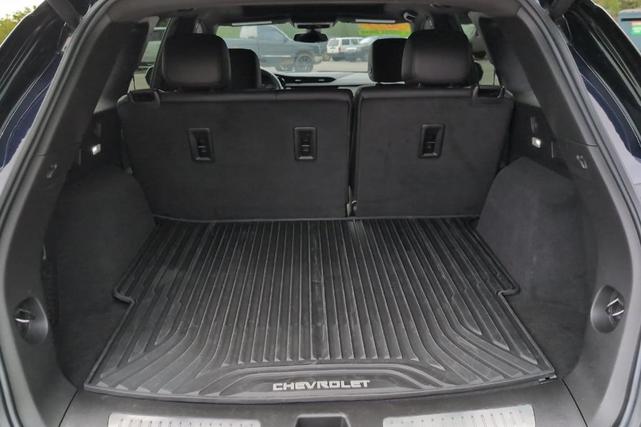 Photo of 2022 Titanium Cadillac XT5
