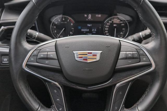 Photo of 2022 Titanium Cadillac XT5