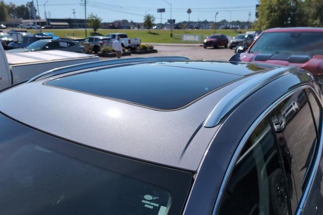 Photo of 2022 Satin Steel Gray Metallic Buick Envision