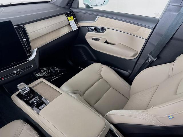 Photo of 2026 Crystal White Pearl Volvo XC90 Plug-In Hybrid