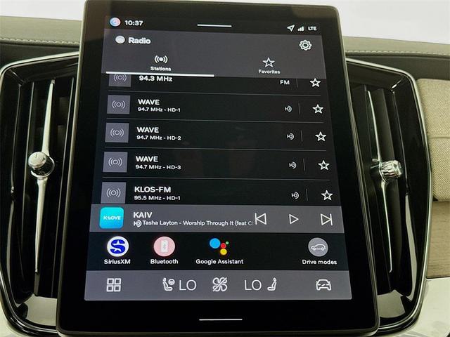 Photo of 2026 Crystal White Pearl Volvo XC90 Plug-In Hybrid