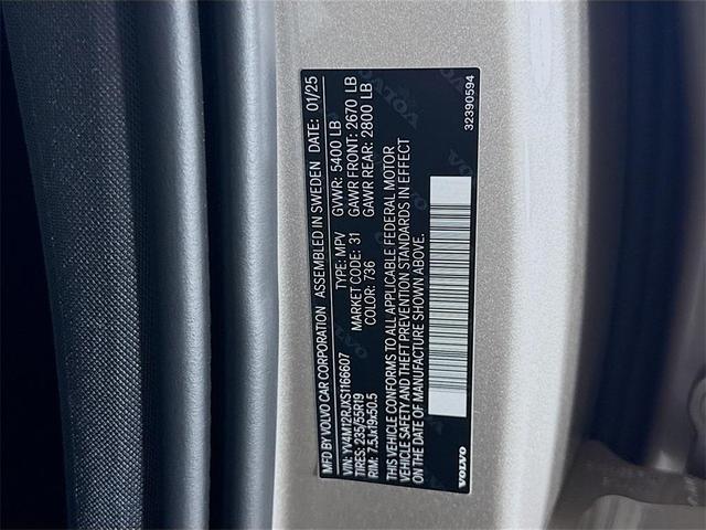 Photo of 2025 Bright Dusk Met Volvo XC60