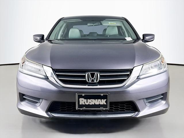 Photo of 2015 Gray Honda Accord