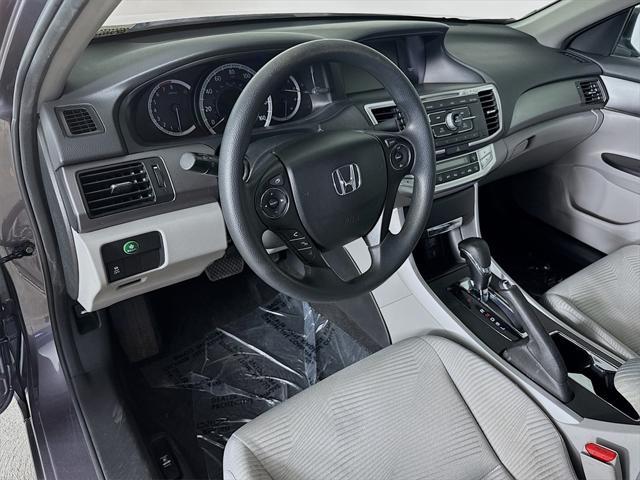Photo of 2015 Gray Honda Accord