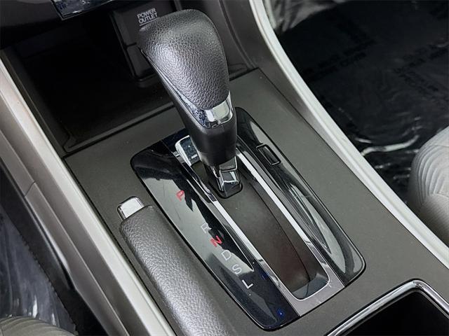 Photo of 2015 Gray Honda Accord