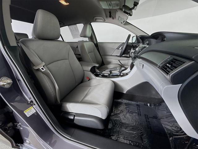 Photo of 2015 Gray Honda Accord