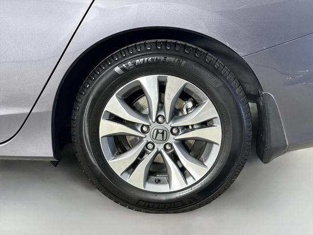 Photo of 2015 Gray Honda Accord