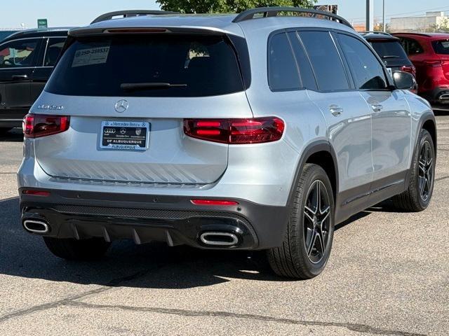 Photo of 2024 Silver Mercedes-Benz GLB 250
