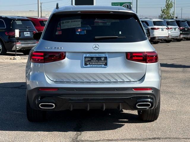 Photo of 2024 Silver Mercedes-Benz GLB 250