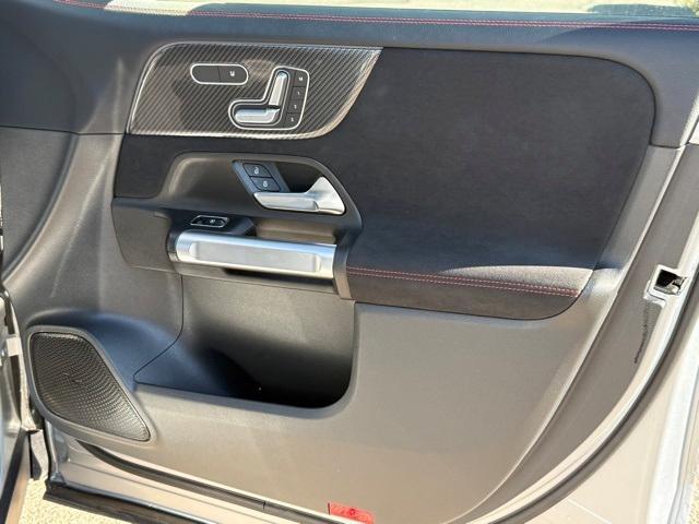 Photo of 2024 Silver Mercedes-Benz GLB 250