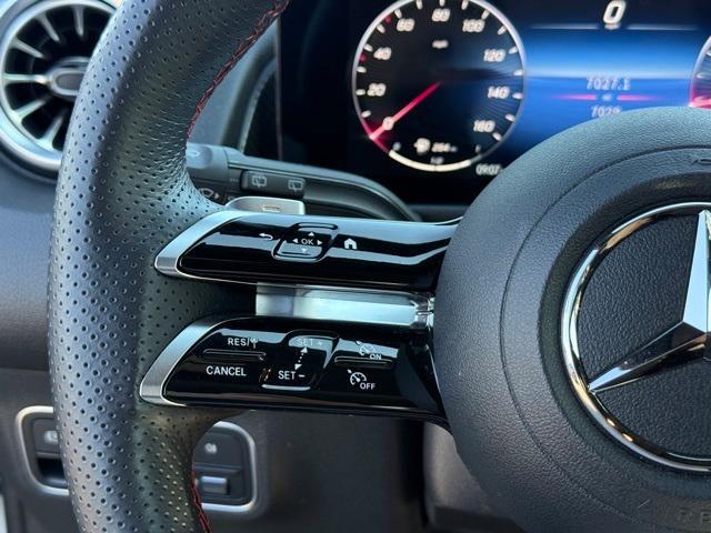 Photo of 2024 Silver Mercedes-Benz GLB 250
