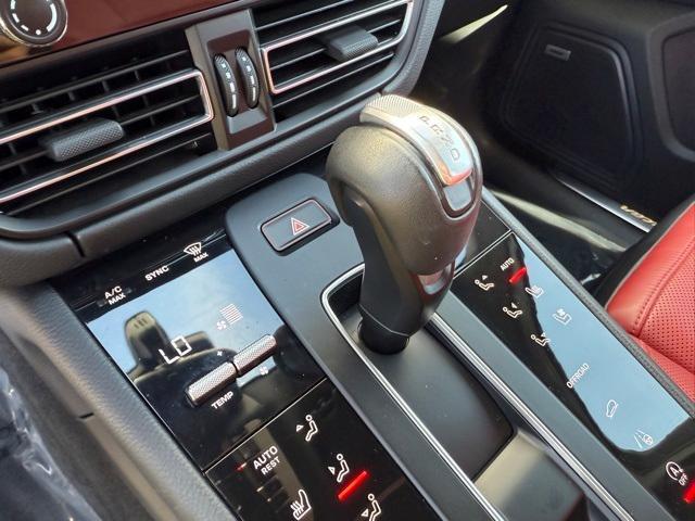 Photo of 2024 White Porsche Macan