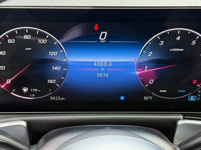 Photo of 2024 Black Mercedes-Benz GLB 250