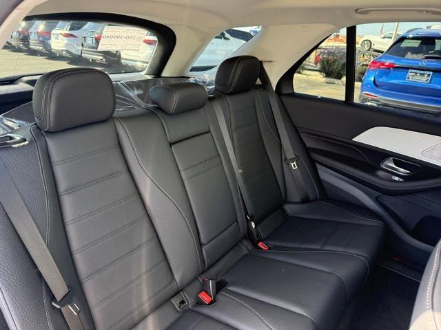Photo of 2026 Alpine Gray Mercedes-Benz GLE 450