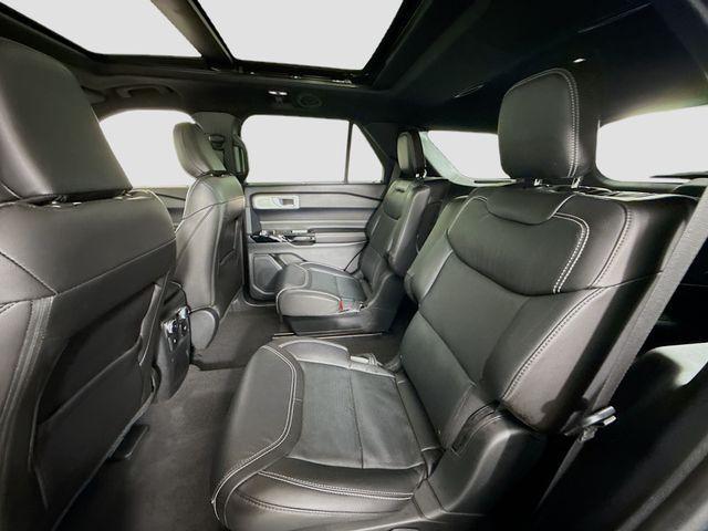Photo of 2022 Stone Blue Metallic Ford Explorer