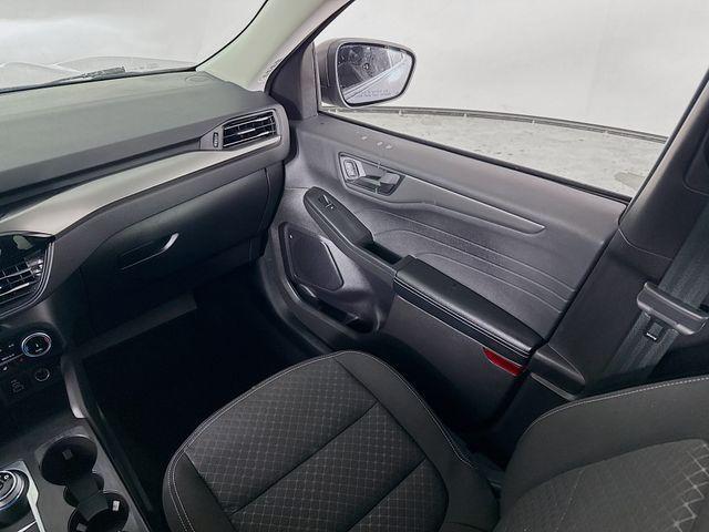 Photo of 2024 Vapor Blue Ford Escape