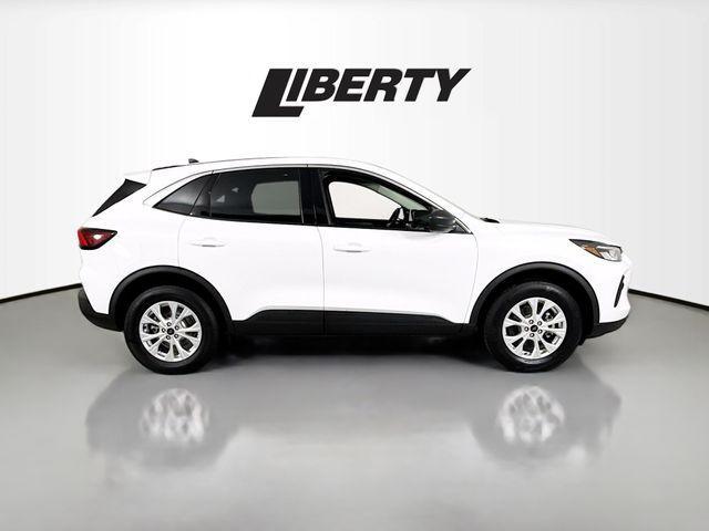Photo of 2024 Oxford White Ford Escape