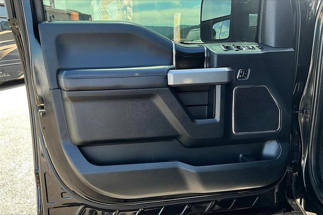 Photo of 2019 Agate Black Metallic Ford F-350