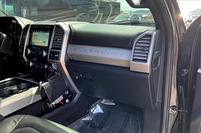 Photo of 2019 Agate Black Metallic Ford F-350