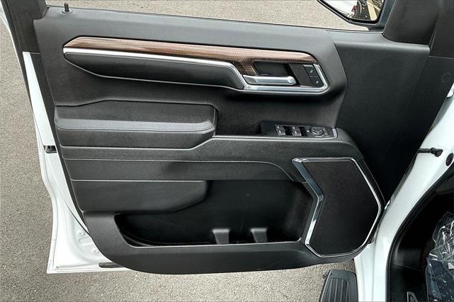 Photo of 2023 Summit White Chevrolet Silverado 1500