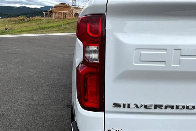 Photo of 2023 Summit White Chevrolet Silverado 1500