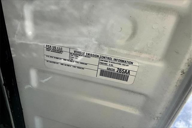 Photo of 2024 Bright White Clearcoat Jeep Grand Cherokee L