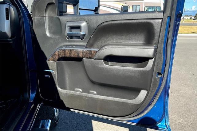 Photo of 2016 Stone Blue Metallic GMC Sierra 2500