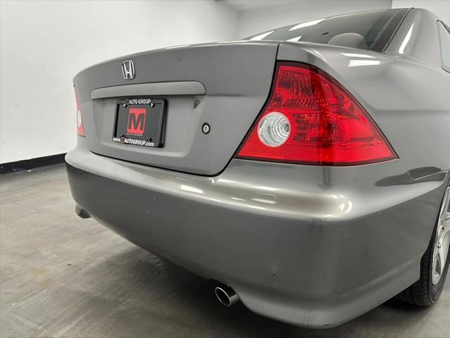Photo of 2004 Magnesium Metallic Honda Civic