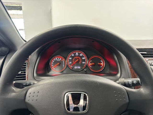 Photo of 2004 Magnesium Metallic Honda Civic